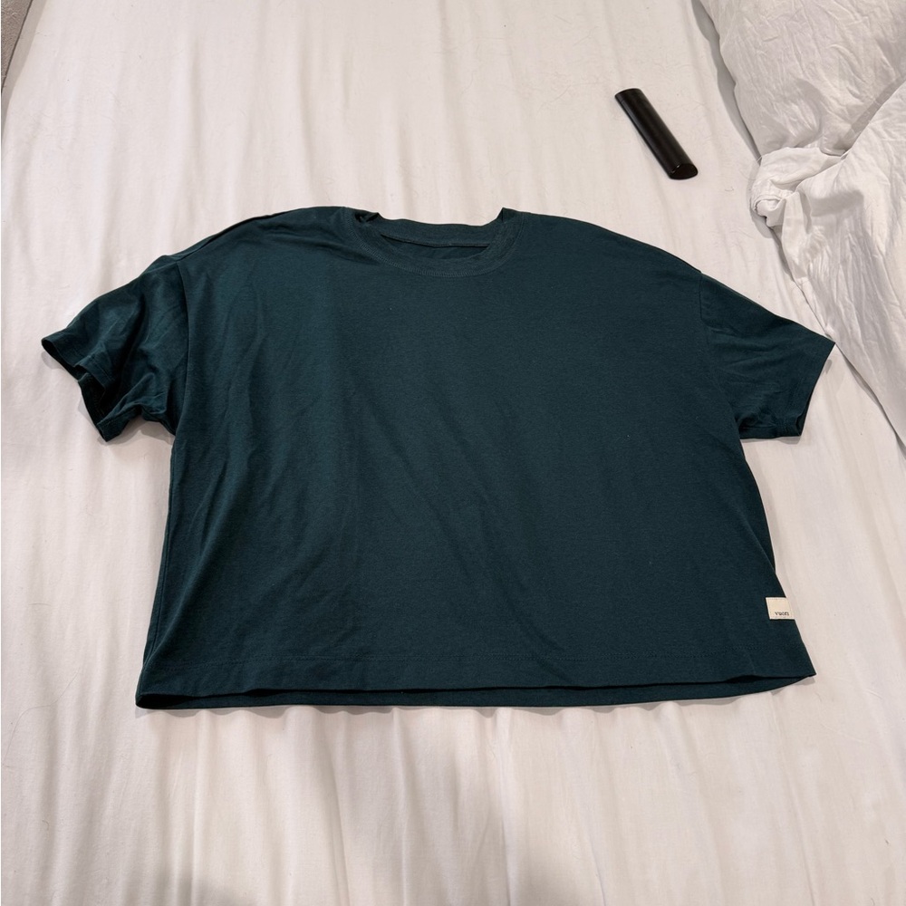 Vuori Energy Tee - Size S - Color Moss Heather